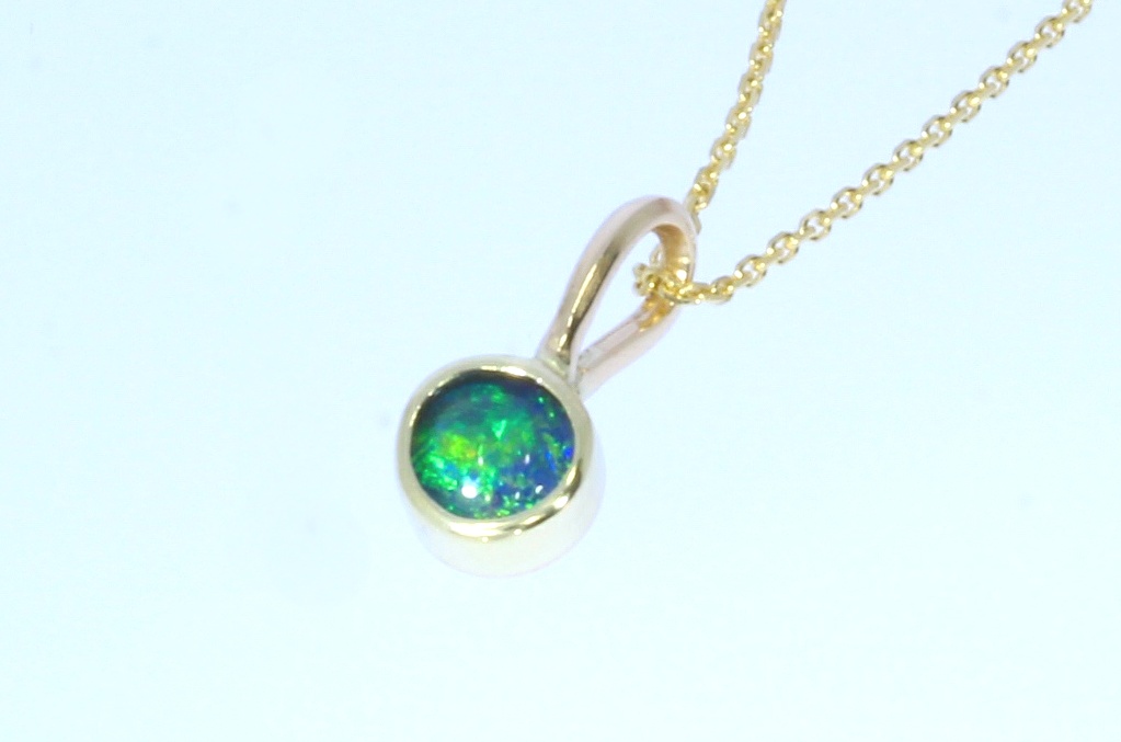 Gull opal anheng nr 1 (6 mm opal)